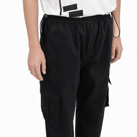 A close-up view of a male model wearing the Smith's 1906 MPT02 Black Pants.