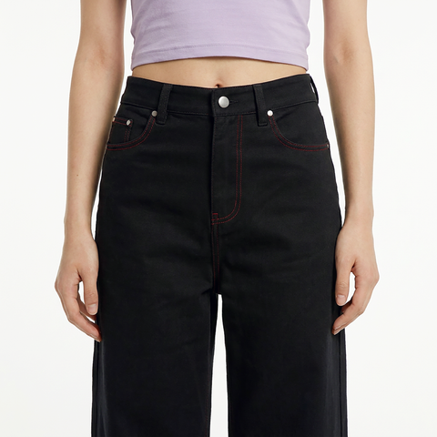 Women's Dark Grey Pants from Smith's 1906 - detail view
