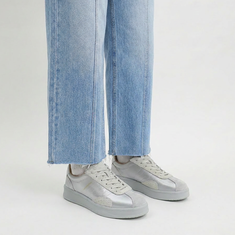 Details of the Smith's 1906 MJN01 Blue Jeans.