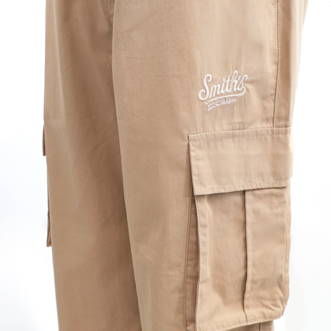 Details of the Smith's 1906 MPT02 Khaki Pants.