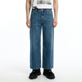 A male model wearing the Smith's 1906 MJN03 Blue Jeans is showing the front.