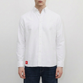 A male model wearing the Smith's 1906 MSR02 White Shirt is showing the front.