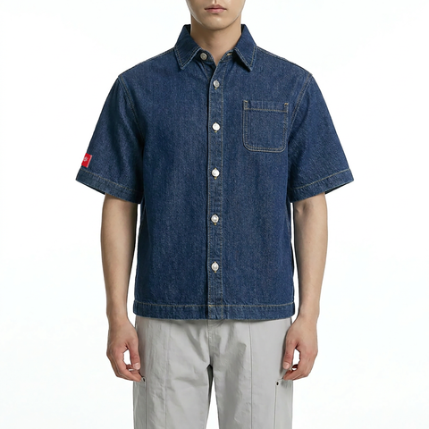 A male model wearing the Smith's 1906 MSR04 Navy Denim Short-Sleeve Shirt is showing the front.
