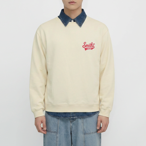 A male model wearing the Smith's 1906 MSW02 Beige Sweatshirt is showing the front.