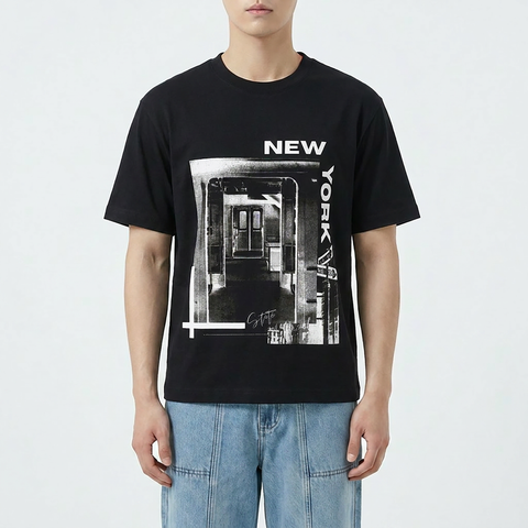 A male model wearing the Smith's 1906 MTE05A Black T-Shirt with New York Graphic is showing the front.