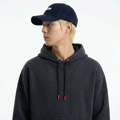 A male model wearing the Smith's 1906 UCP01 Navy Cap is showing the side view.