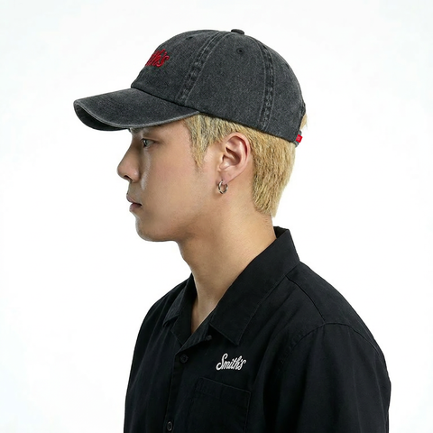 A male model wearing the Smith's 1906 UCP04 Gray Cap is showing the side view.